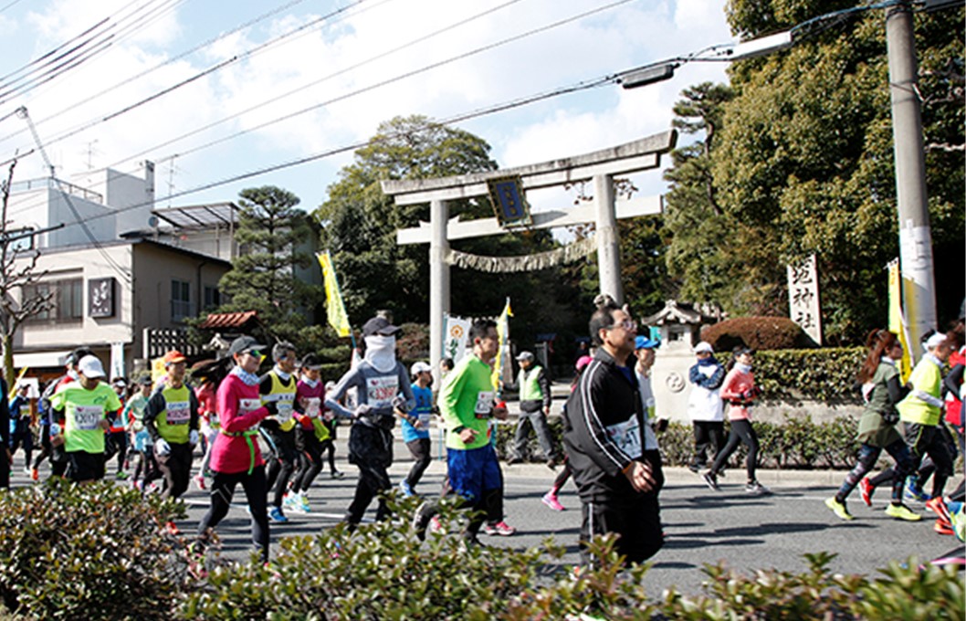 京都マラソン沿道探検隊（第13回　わら天神宮）