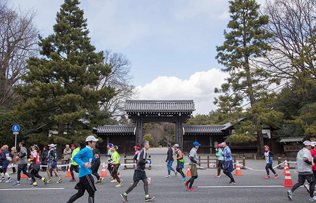 京都マラソン沿道探検隊（第18回　京都御苑）